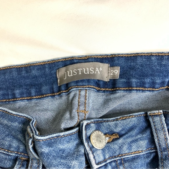 JUST USA Slim Fit Leg Ripped Medium Wash Blue Jeans - Picture 5 of 5